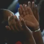 women praying
